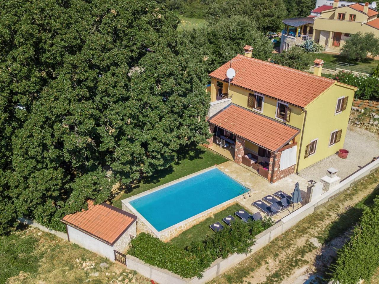Villa Hrast Bacva Вишнян Экстерьер фото