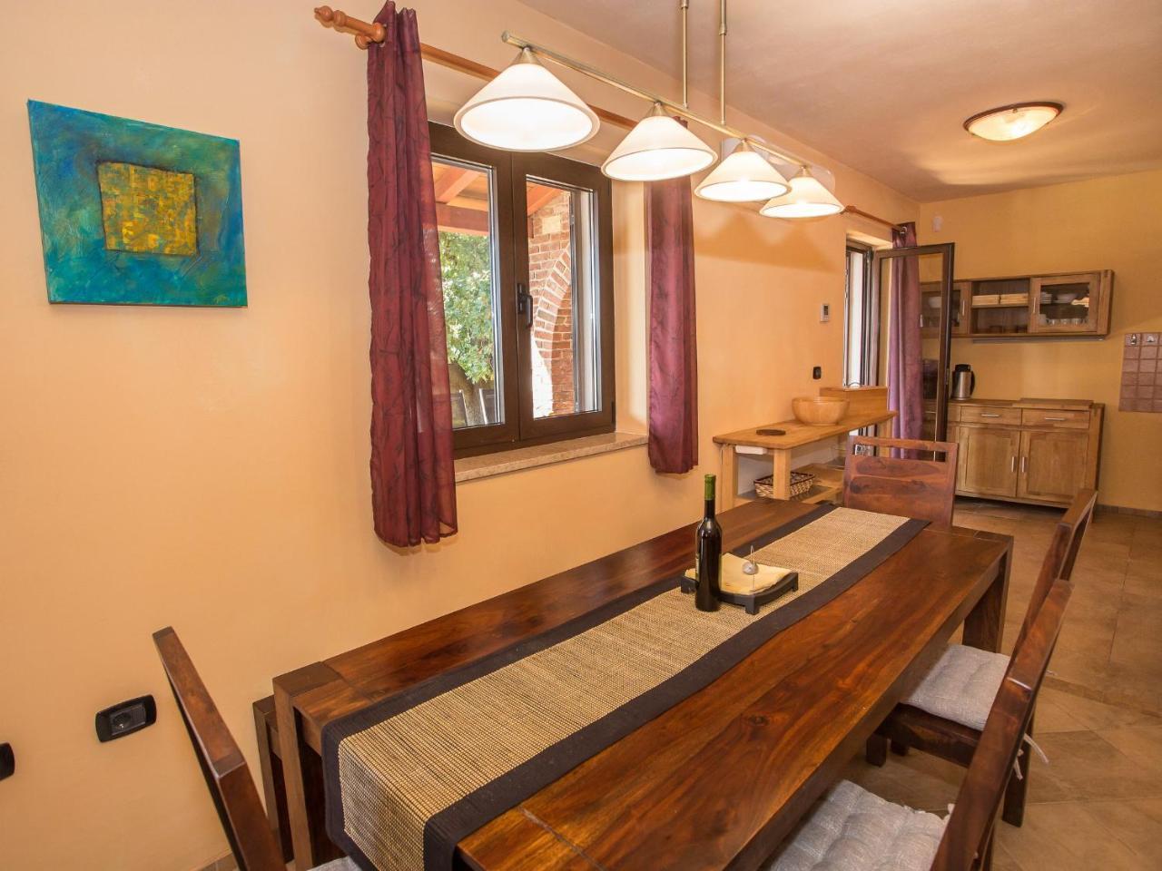 Villa Hrast Bacva Вишнян Экстерьер фото